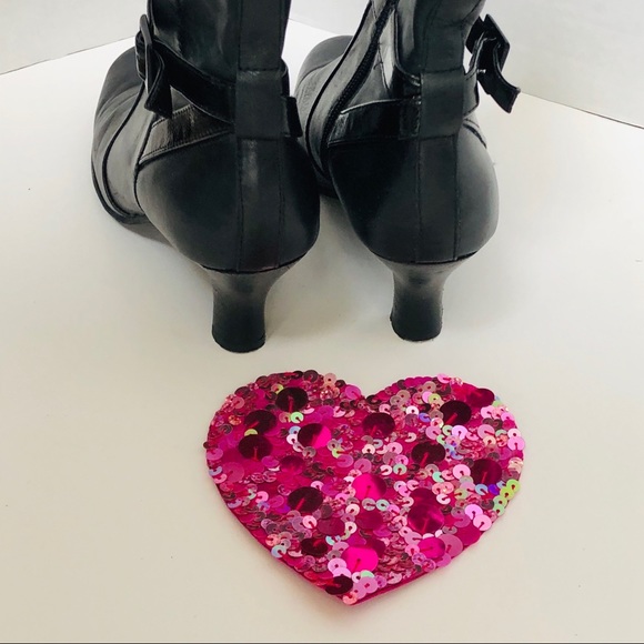 KENNETH COLE REACTION- ankle booties. - Picture 3 of 6